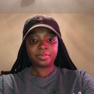 Meet your Posher, Tierra